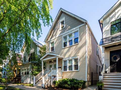 1920 W School Street, Chicago, IL 60657