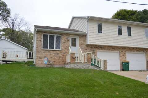 102 Lotus Avenue, Wauconda, IL 60084