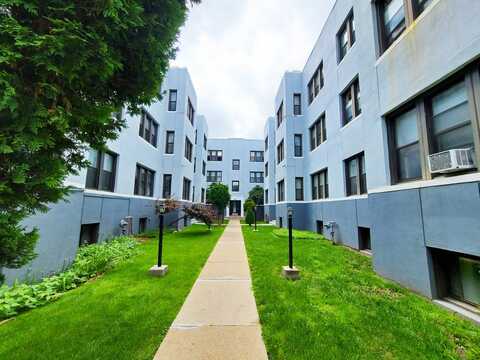 4206 N Pulaski Road, Chicago, IL 60641
