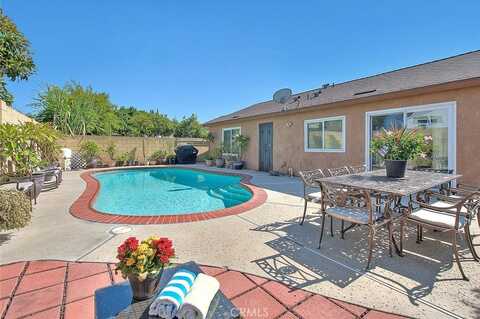 242 N Pageant Street, Anaheim, CA 92807