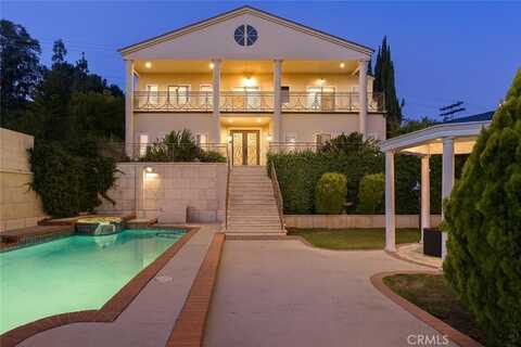 688 Glenmore Boulevard, Glendale, CA 91206