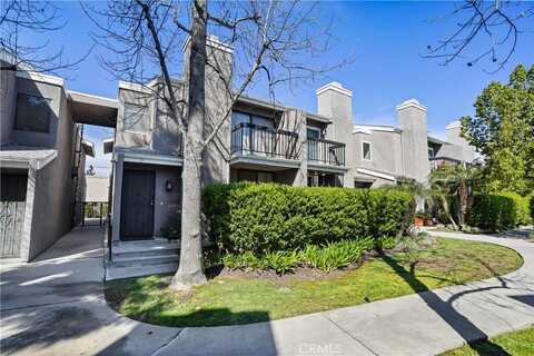 23549 Victory Boulevard, West Hills, CA 91307
