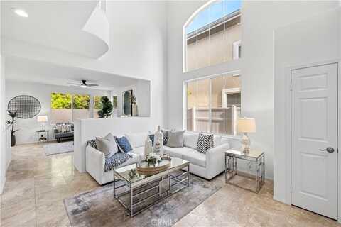 18665 Park Ridge Lane, Huntington Beach, CA 92648