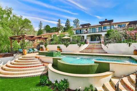5617 Colodny Drive, Agoura Hills, CA 91301