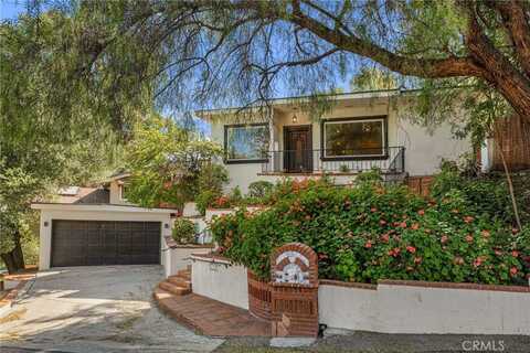 4352 Saltillo Street, Woodland Hills, CA 91364