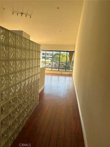 210 LILLE LANE 305, Newport Beach, CA 92663