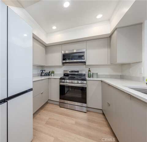 1988 Junipero Avenue, Signal Hill, CA 90755