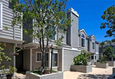 260 Victoria Street, Costa Mesa, CA 92627