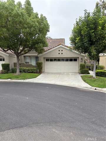 28 Via Empanada, Rancho Santa Margarita, CA 92688