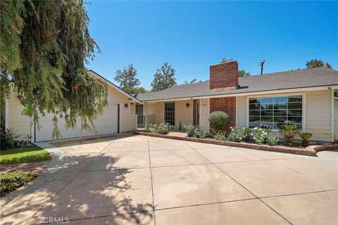 11121 Kensington Road, Los Alamitos, CA 90720