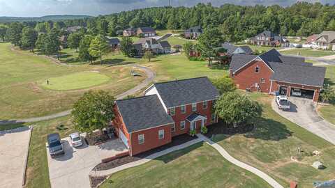 28 Bulls Place, Tuscumbia, AL 35674