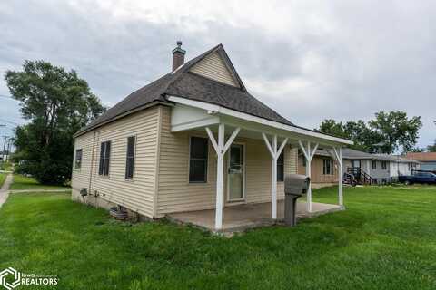 902 S D Street, Oskaloosa, IA 52577