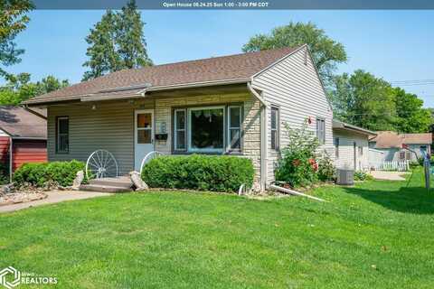 810 W 1st Avenue, Indianola, IA 50125