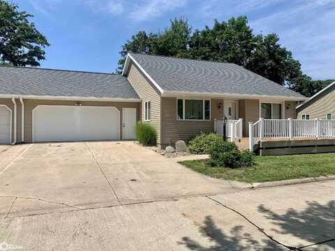 4 Park Place, Jefferson, IA 50129