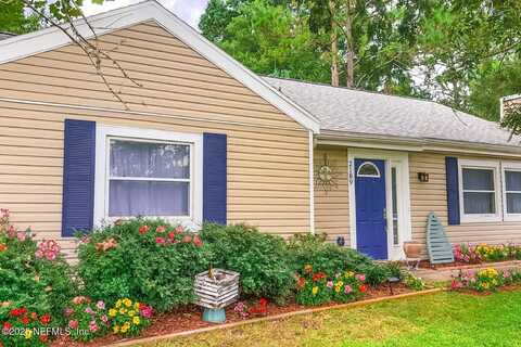 2189 THE WOODS Drive E, Jacksonville, FL 32246