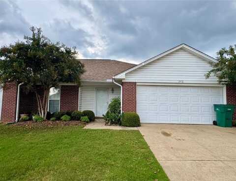 2451 Regency Dr., Tupelo, MS 38801
