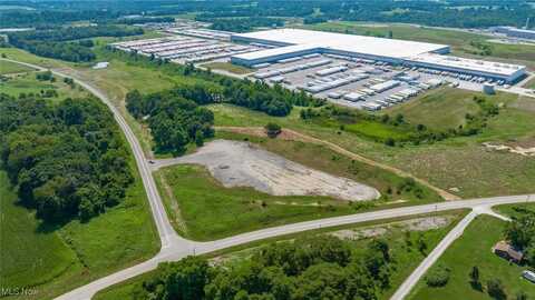 4020 E Pointe Drive, Zanesville, OH 43701
