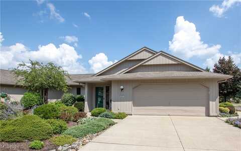 12451 Altis Court, Strongsville, OH 44149