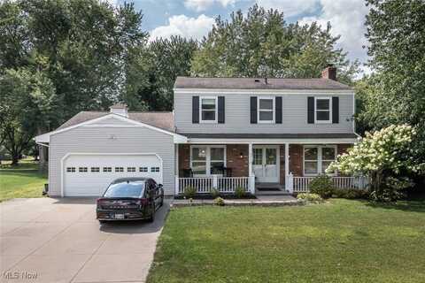 3916 Englewood Drive, Stow, OH 44224