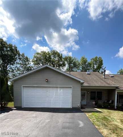 557 Wilcox Road unit: A, Austintown, OH 44515