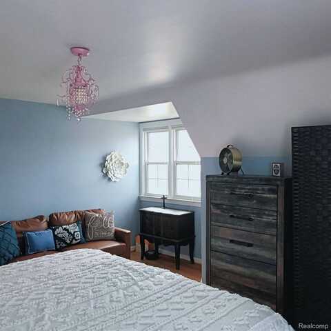 966 Hawthorne Road, GrossePointeWoodsCity_Wayne, MI 48236
