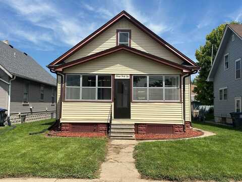 742 Avenue F, Council Bluffs, IA 51501