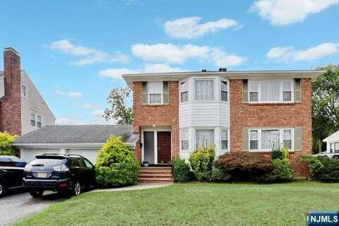 118 Diamond Bridge Avenue, Hawthorne, NJ 07506