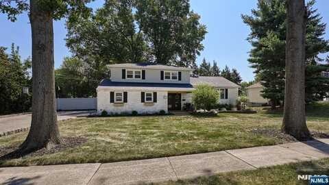 52 Camillo Drive, Wayne, NJ 07470
