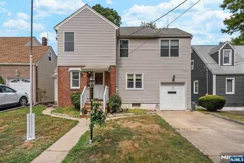 110 Central Avenue, Rochelle Park, NJ 07662