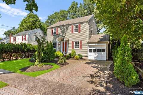 296 Wales Avenue, River Edge, NJ 07661