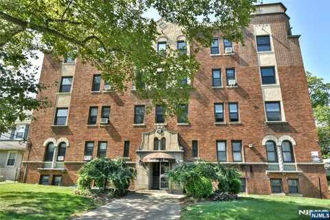 303 Hamilton Place C1, Hackensack, NJ 07601