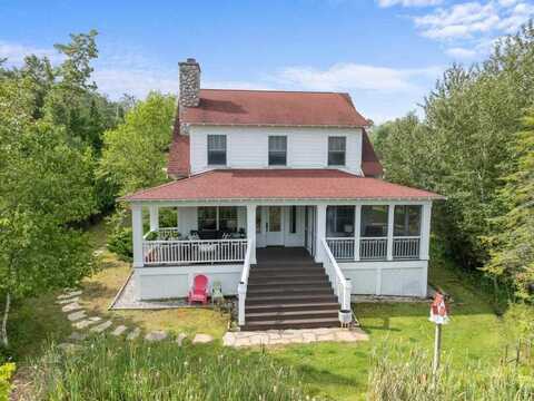 9405 Pine Lake, East Jordan, MI 49727