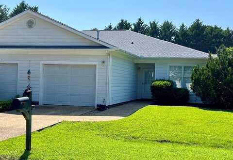 13 Bay Court, Kilmarnock, VA 22482