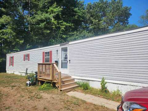 2 Robyn Court, Litchfield, NH 03052