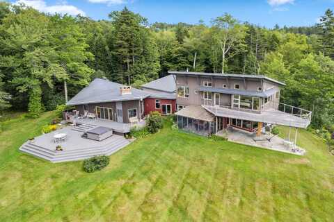 32 Steep Hill Road, Wilmington, VT 05363