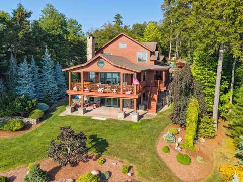 130 West Point Road, Moultonborough, NH 03254