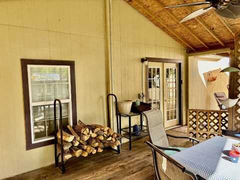 480 N Amarillo Street, Ketchum, OK 74349