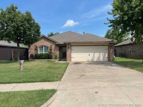 13343 N 131st East Avenue, Collinsville, OK 74021