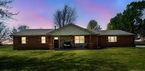 328 S 435 Road, Pryor, OK 74361