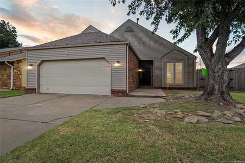 6727 S 112th East Avenue, Tulsa, OK 74133