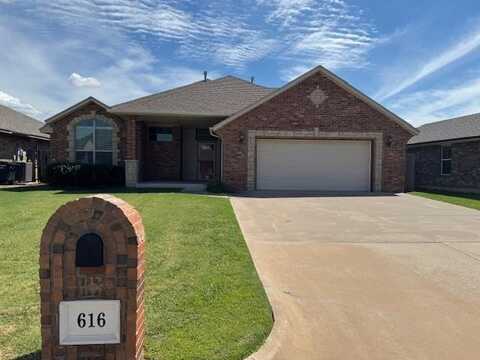616 SW 6th Street, Moore, OK 73160