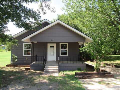 211 S Montie, Pauls Valley, OK 73075