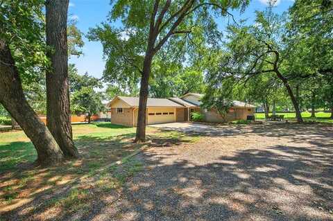 419 Cocopa Drive, Gainesville, TX 76240
