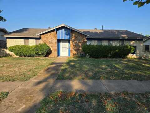 906 Walnut Parkway, Garland, TX 75042