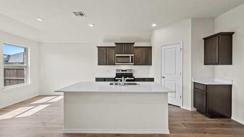 3613 Robbie Run, Denton, TX 76207