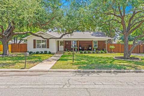 404 Paula, McKinney, TX 75069