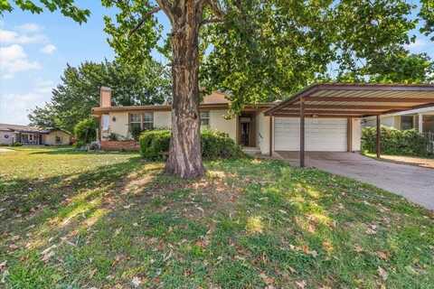 7000 Park Place Drive, Richland Hills, TX 76118