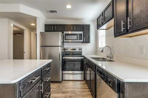 2106 Bennett Avenue, Dallas, TX 75206