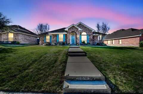 1301 Tad Street, Ennis, TX 75119