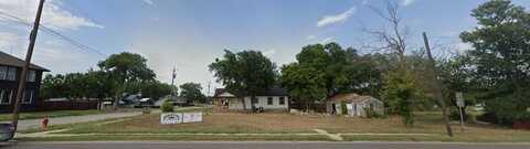 201 Rock Street, Bowie, TX 76230